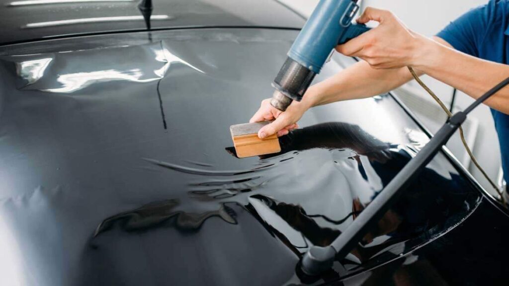 Những hiểu lầm thường gặp khi trang bị phụ kiện đồ chơi ô tô cần tránh 1 Chon Phim Chong Nong Qua Toi Co Loi Ich Gi